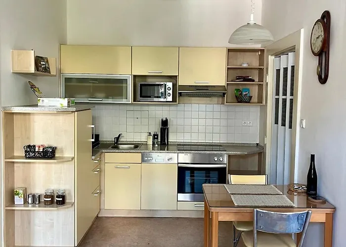 Harrison Homes 03 - Centre